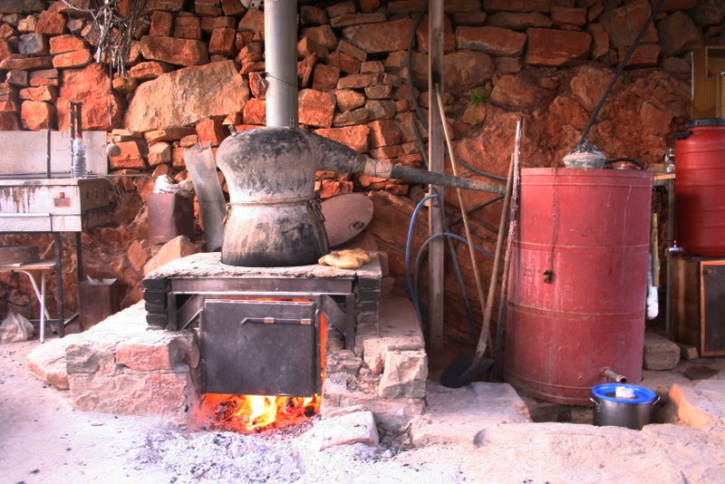 apostaksi tsipouro