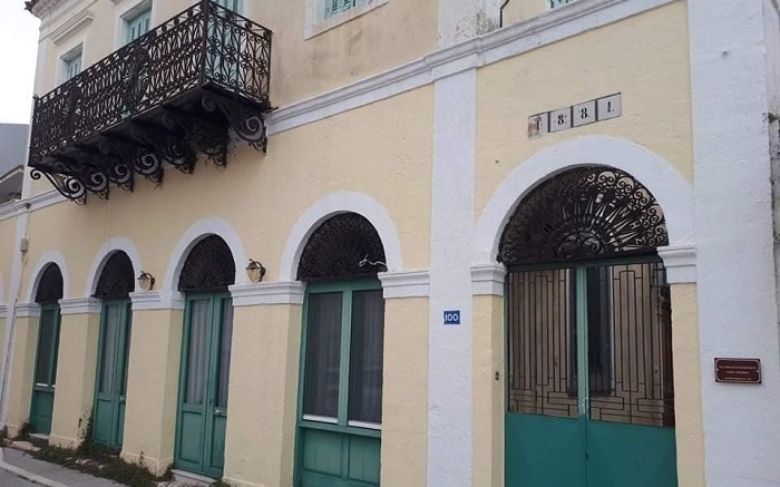 istoriko ktirio prevezas