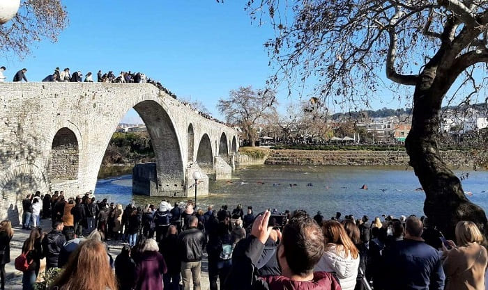 EpirusPost • Ειδήσεις, Ιωάννινα, Άρτα, Πρέβεζα, Θεσπρωτία • agiasmos gefiri artas