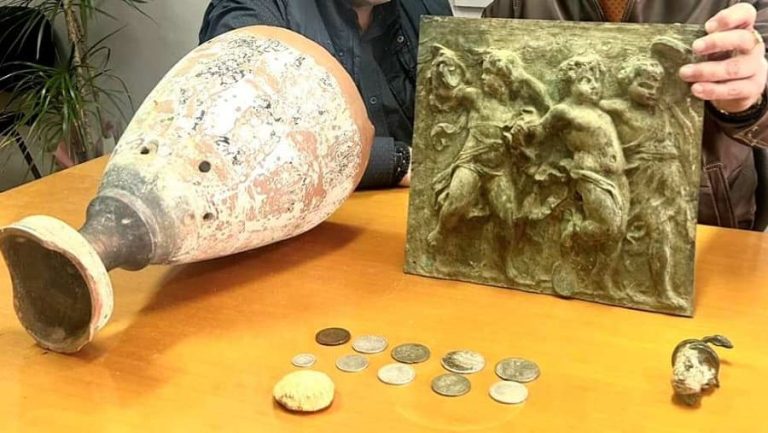 xalkino arxaiokapilia