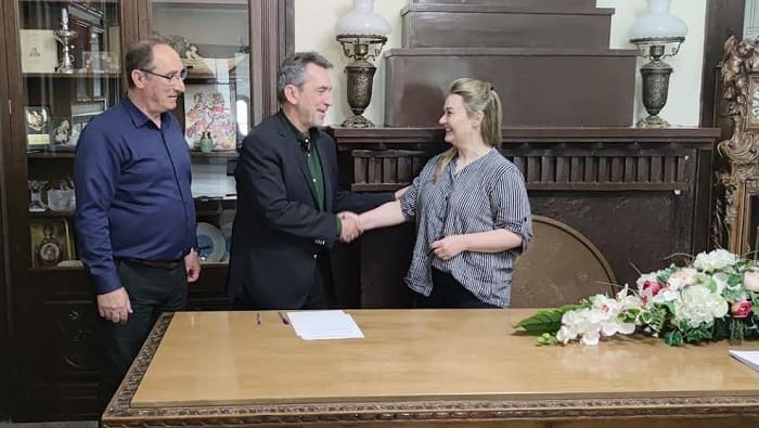 simvasi gia paidikes