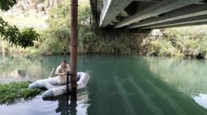 diktio parakoloutisis idaton