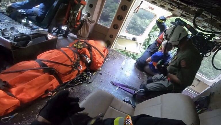 elikoptero diasosi censored 1