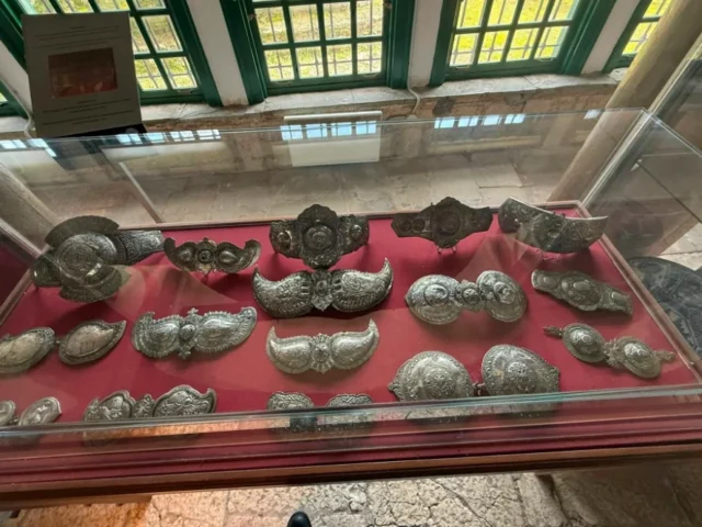 dimotiko mouseio (1)