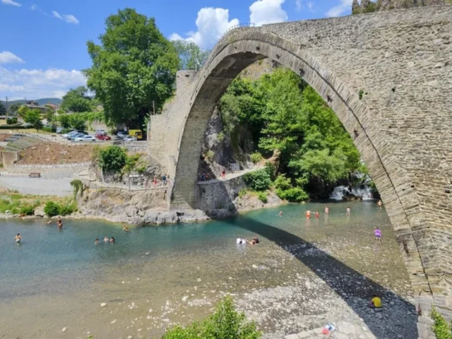 gefiri vouties konitsa