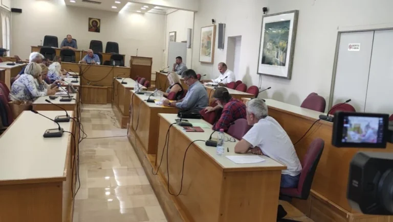 epitropi perivalontos