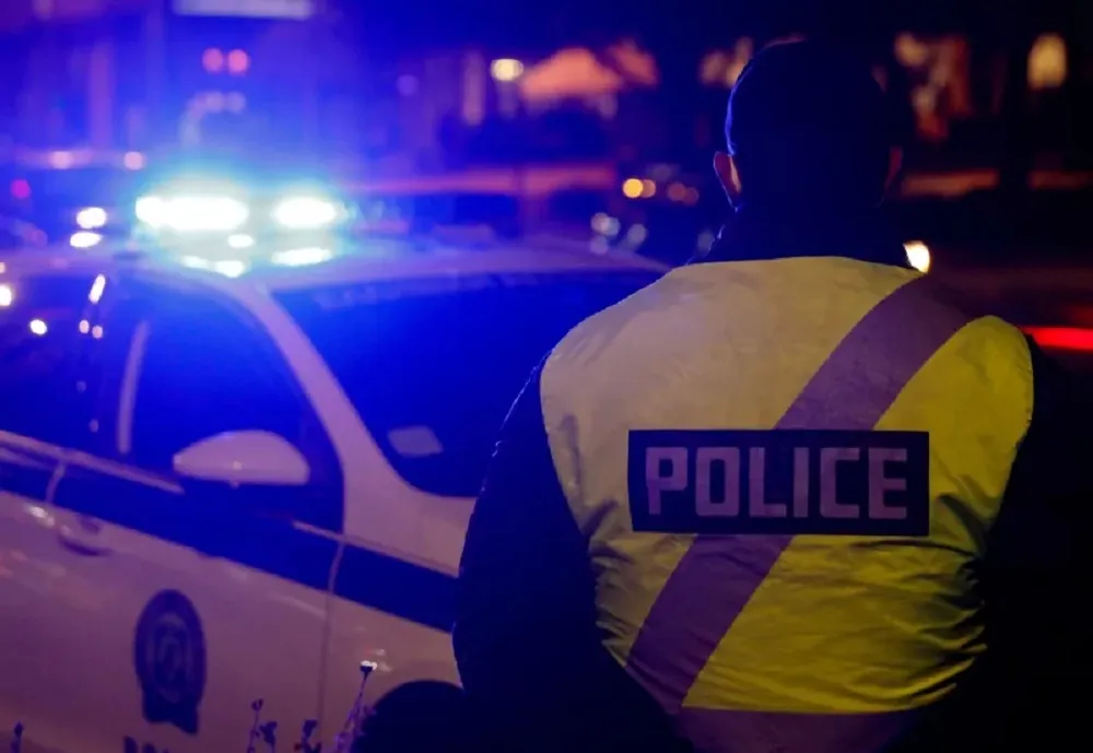 astinomia nixta gia atixima zon