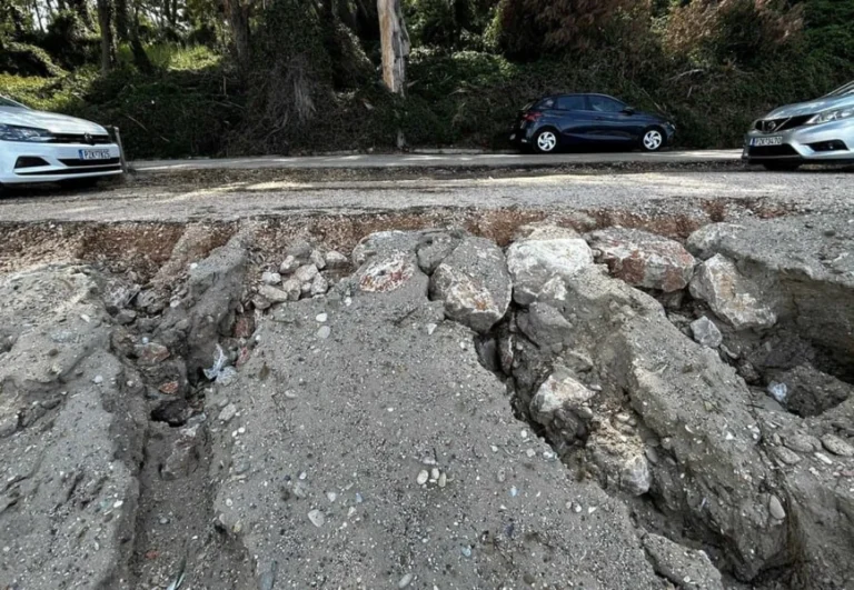 monoliti podilatodromos