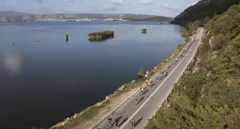 paralimnios podilatodromos