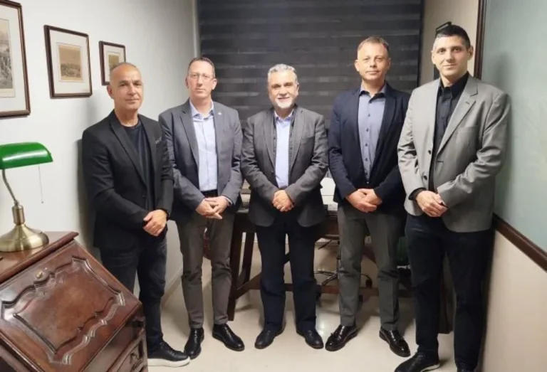 stratiotikoi timaris