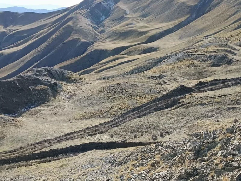 Γράμμος: Φωτογραφίες–ντοκουμέντο από την αλπική ζώνη και τον δρόμο που τελικά ενώθηκε! 5 grammos n