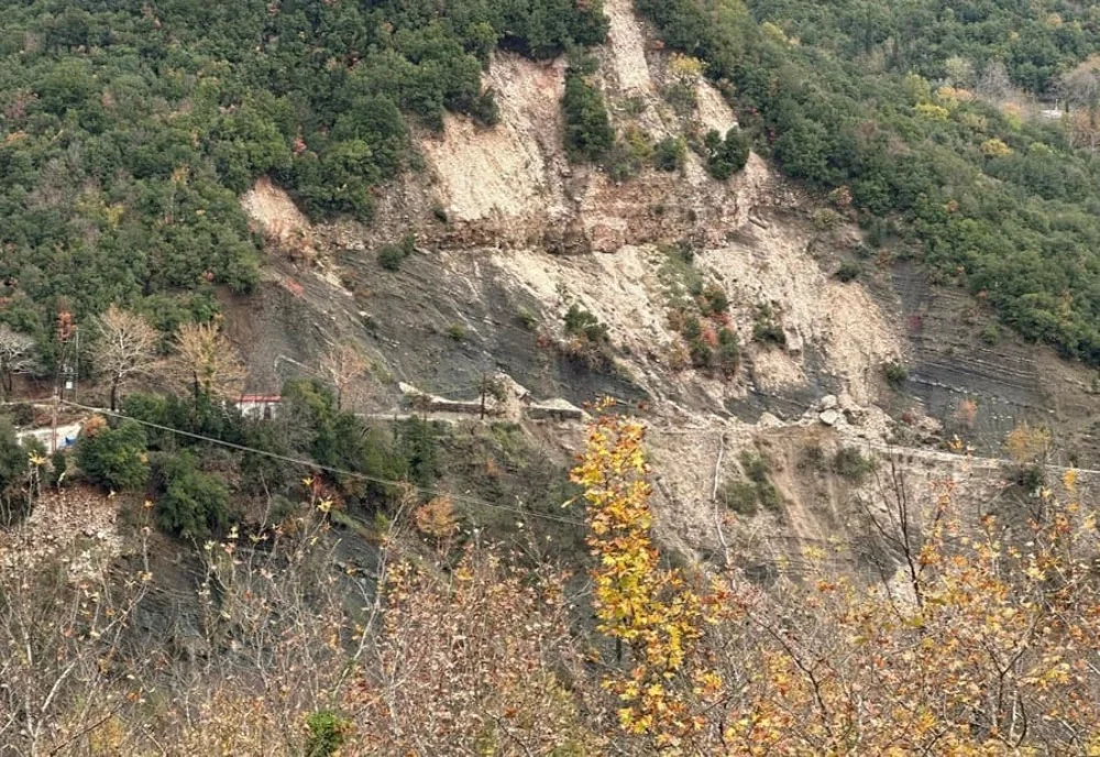 Τζουμέρκα: Προσβάσιμοι ξανά οι δρόμοι– Οι αυτοψίες της Περιφέρειας 1 tzoumerka zimies
