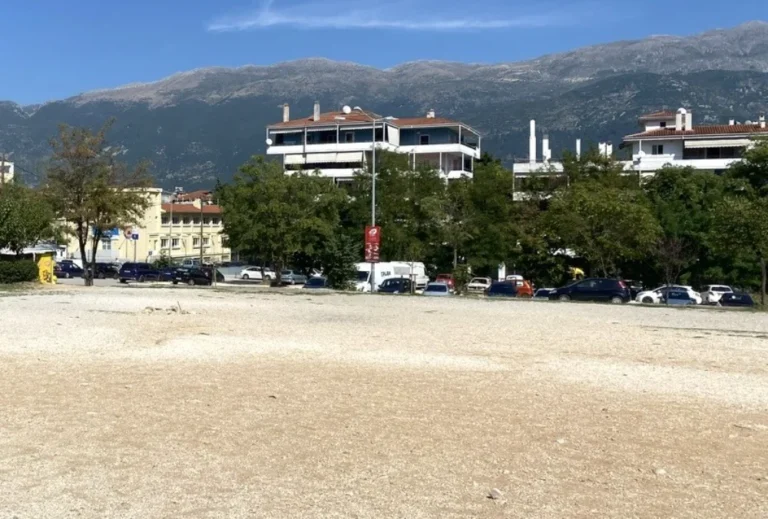 ampelkopkipoi plteia