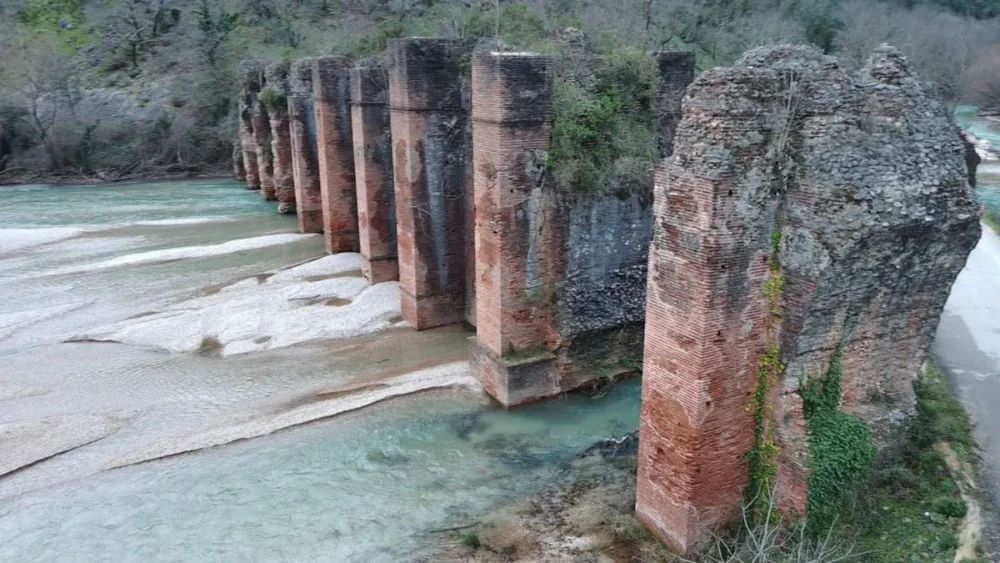 idragogeio agios georgios