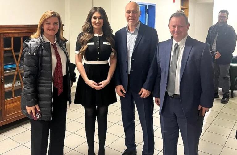 presvis vouleutes ()