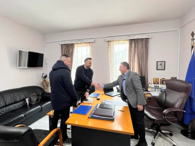 dimotikoi astinomikoi parga