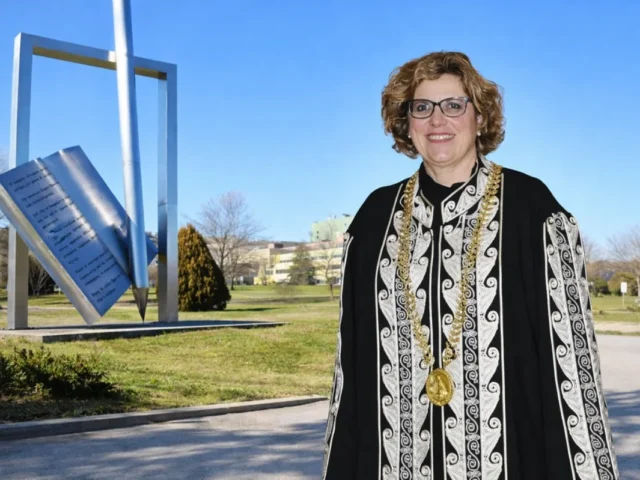 mpatistatou panepistimio