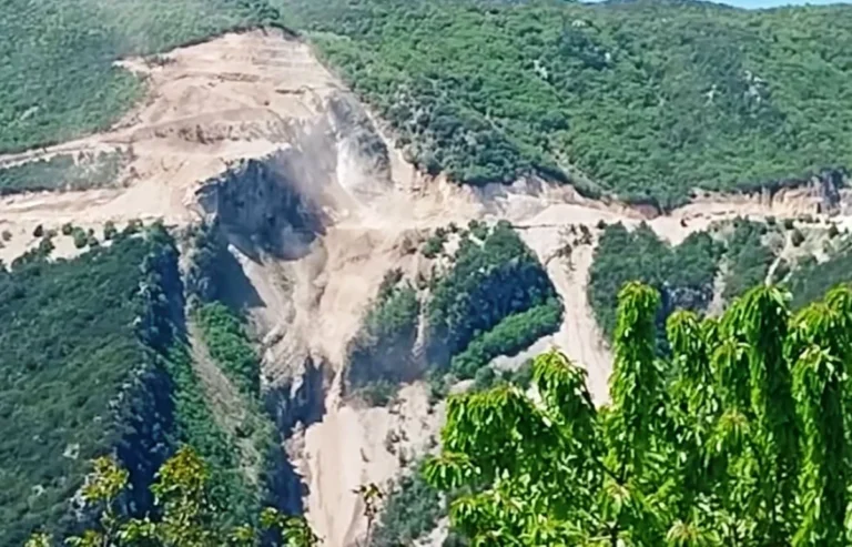 araxtos xaradra dromos