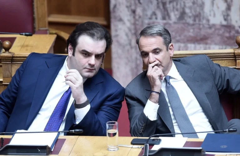 mitsotakis pierrakakis