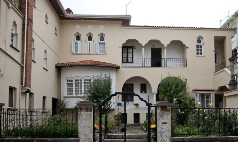 oikia frontzou