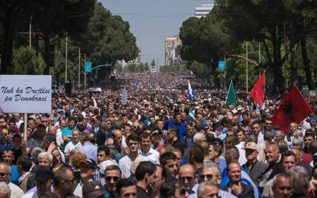 albania diadmaios