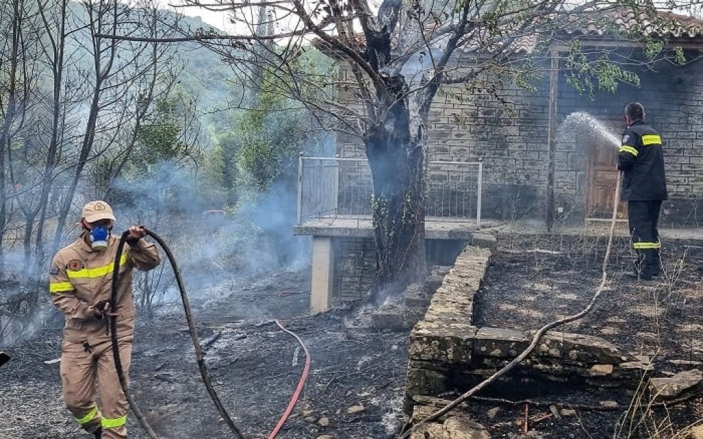 ano kalentini fotia1