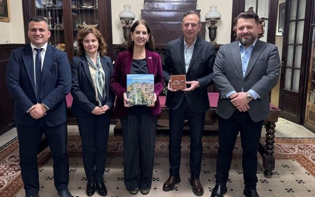 antiprosopeia alvanon