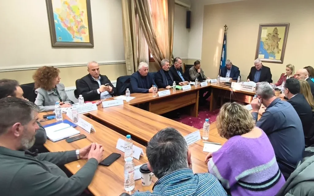 apokentromeni siskepsi