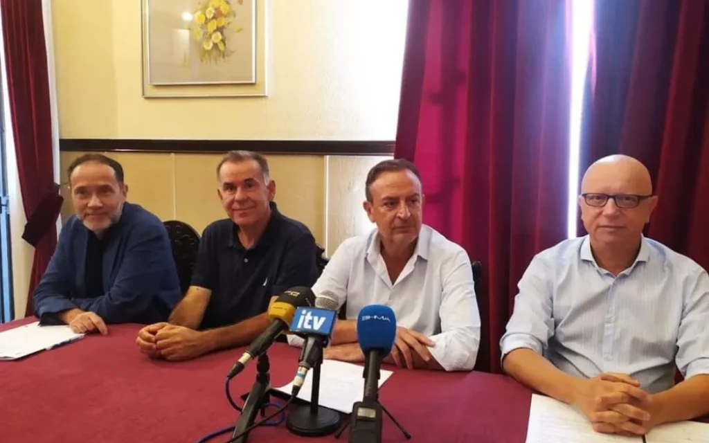 dimarxeio snenteuksi ()