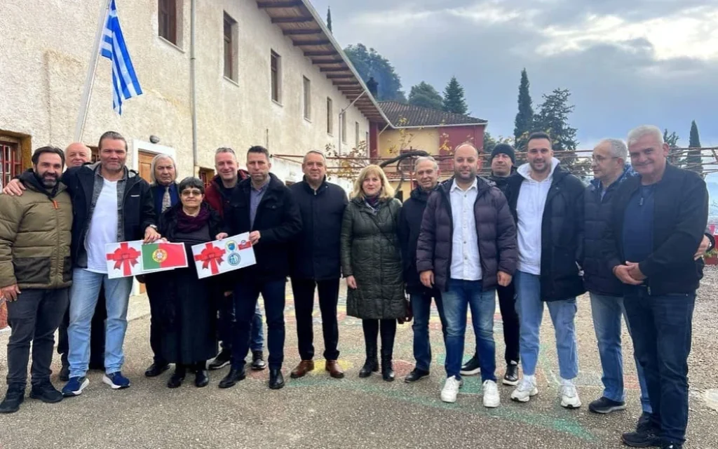 douraxani astinomikoi