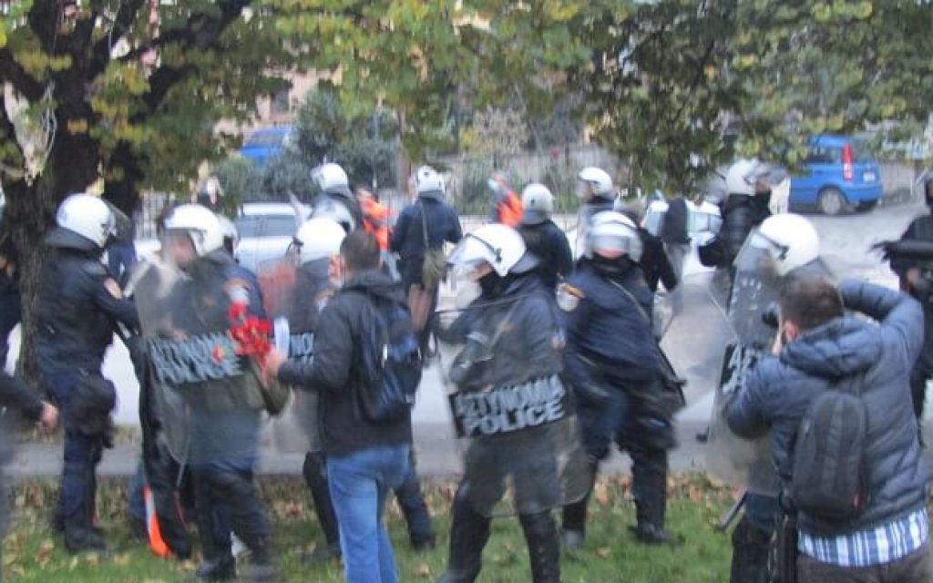 epeisodia politexneio