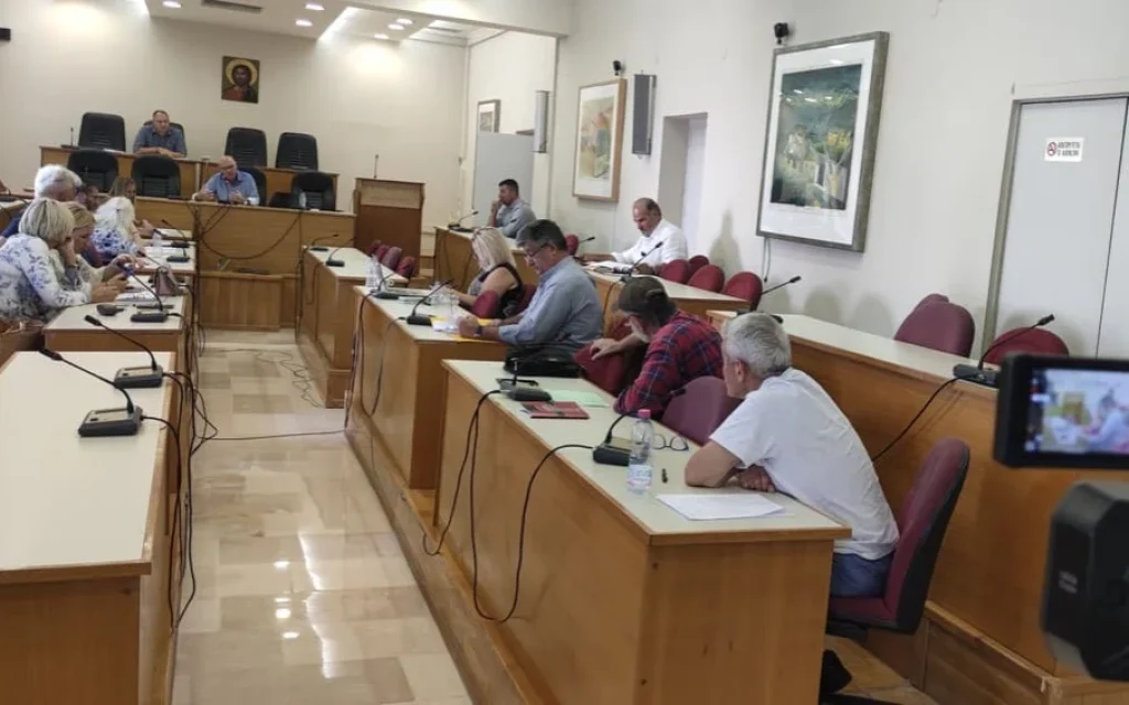 epitropi perivalontos