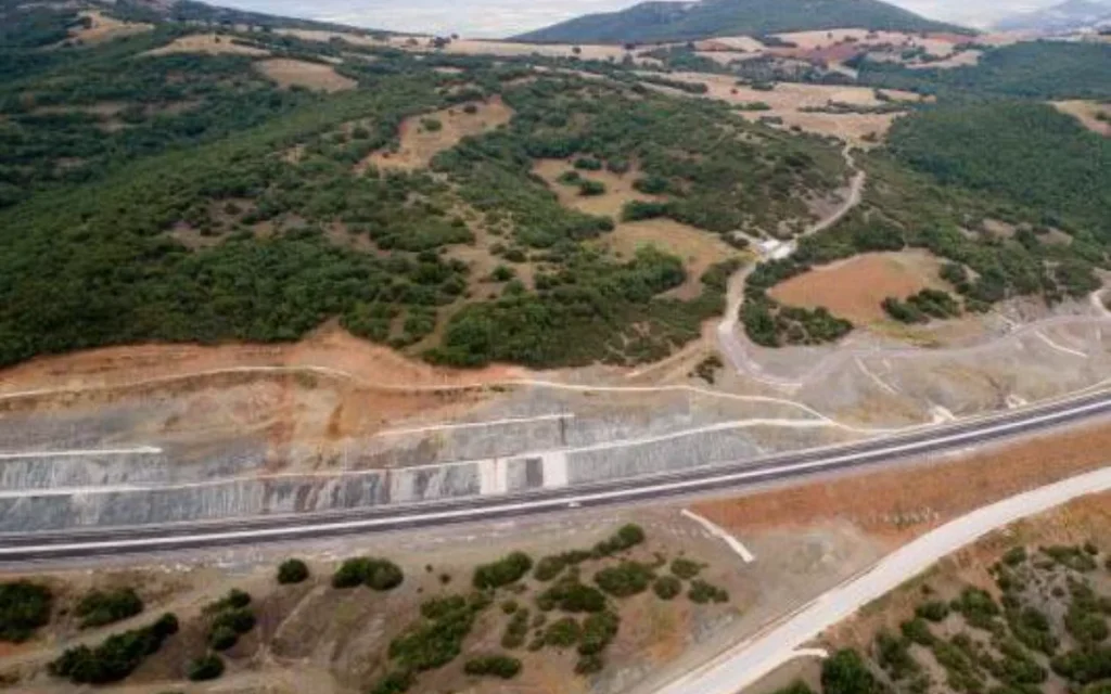 erga aftokinitodromos ksyniada