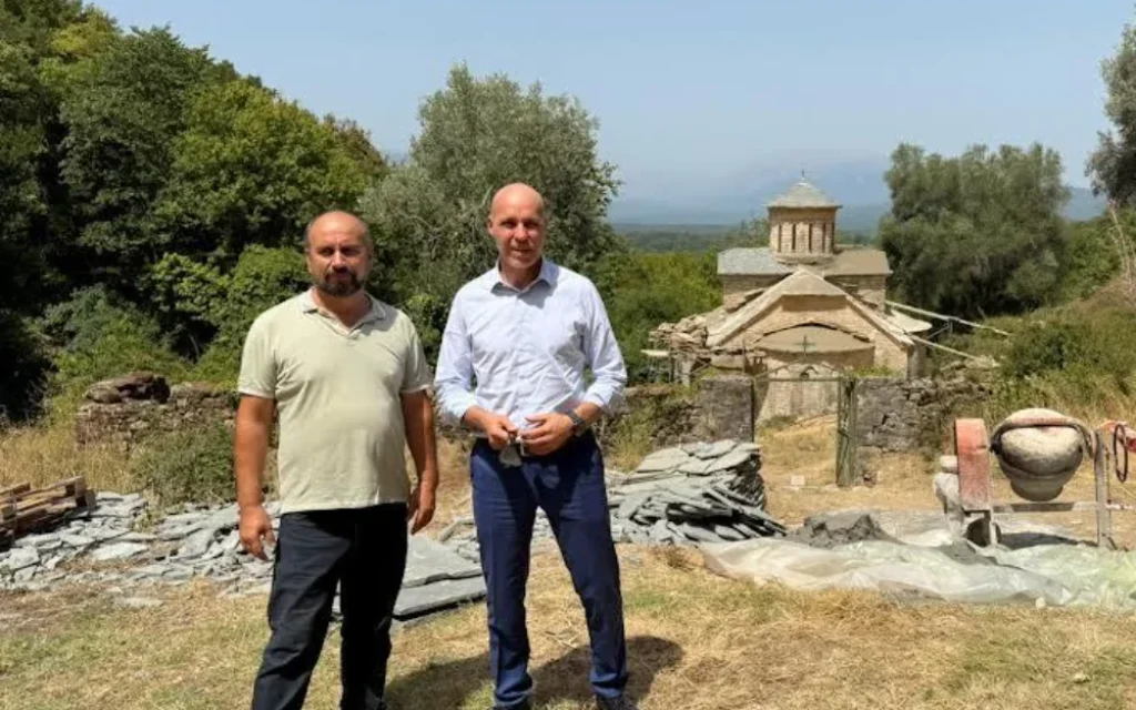 ergasies aggelomaxon