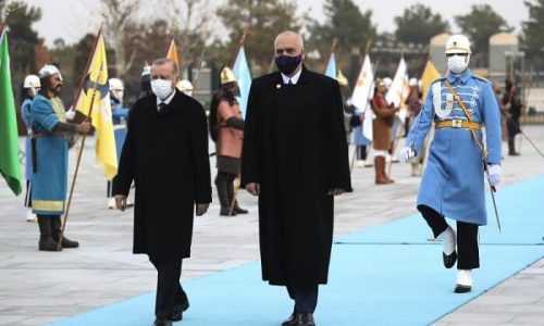 Turkey's President Recep Tayyip Erdogan, left, and Albania's Prime Minister Edi Rama inspect a military honour guard during a welcome ceremony at the presidential palace, in Ankara, Turkey, Wednesday, Jan. 6, 2021.(Turkish Presidency via AP, Pool)