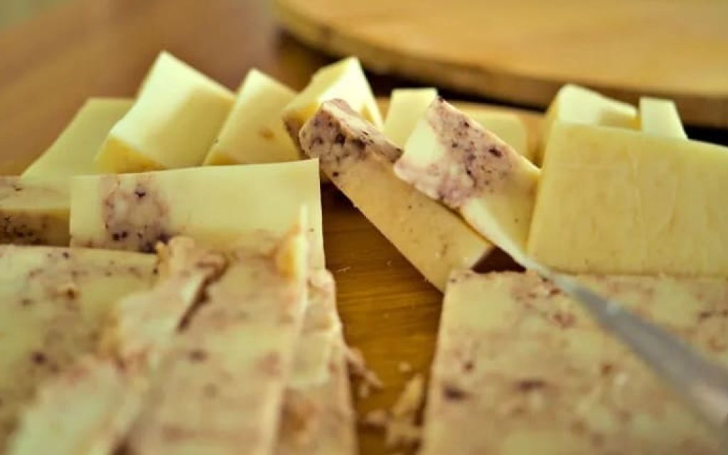 graviera me sokolata