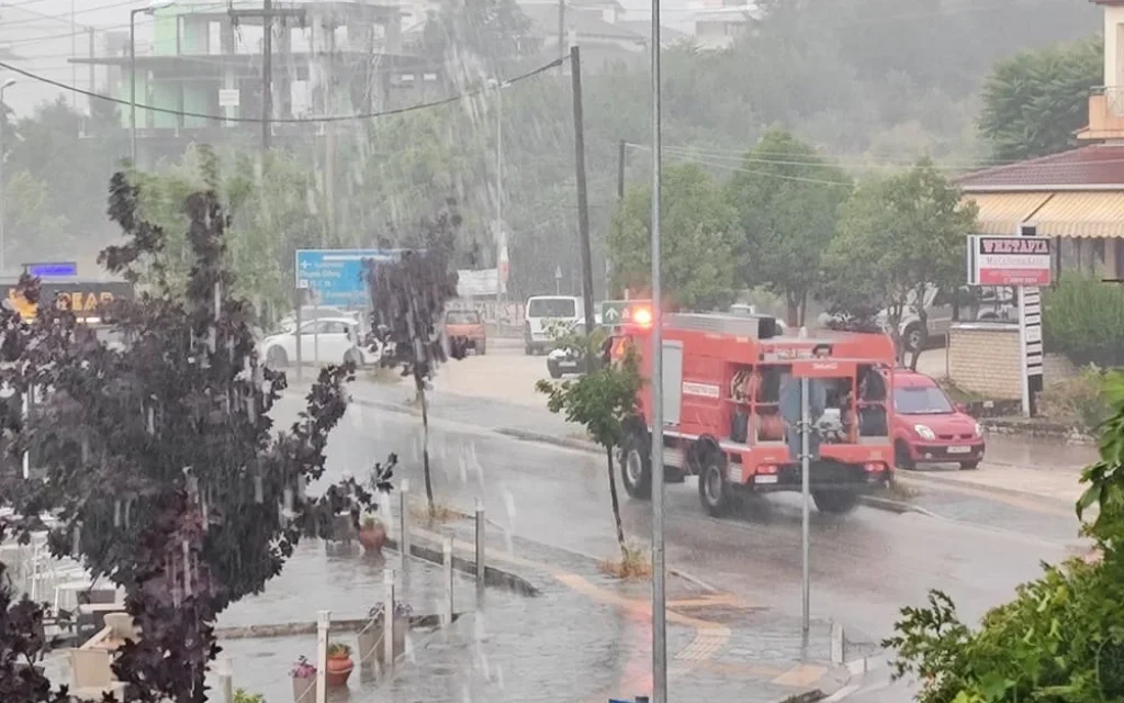 kakokairia pirosvestiki