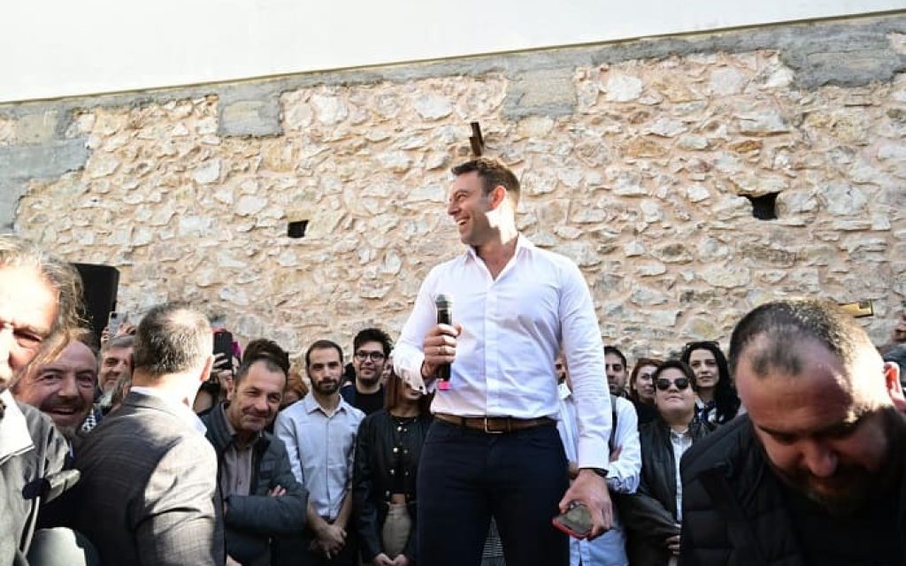 kaselakis komma 1