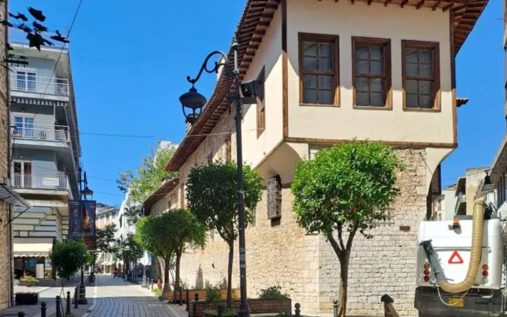 katarismoi pirsinella