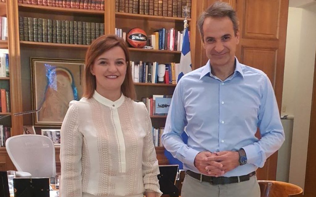 kefala mitsotakis