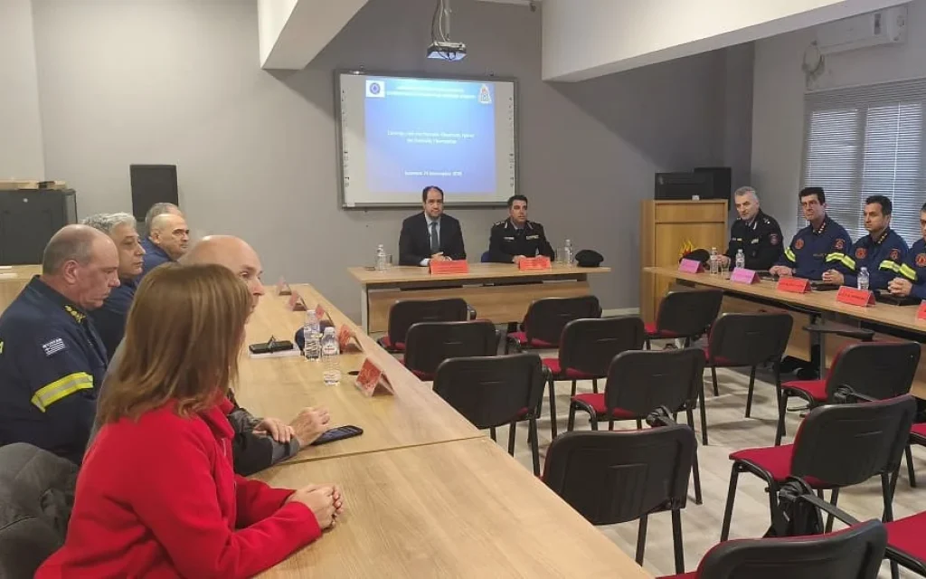 kefalogiannis pirosvestiki