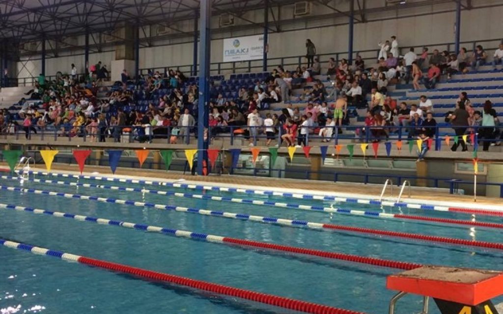 kolymvitirio limnopoula 650x450