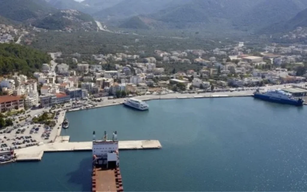 limani igoumenitsa ()