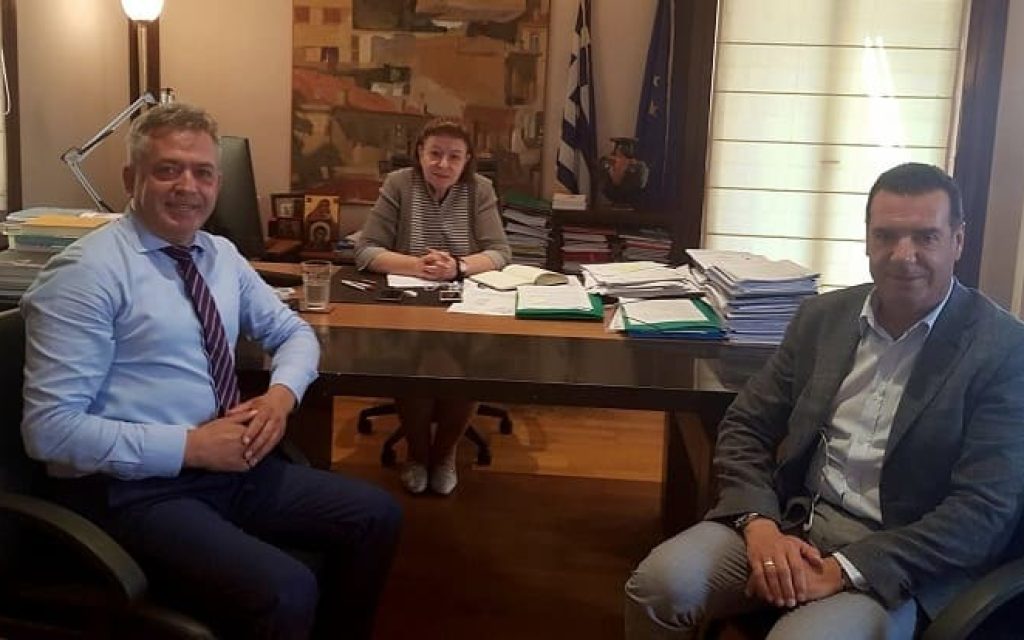 mendoni migdos psathas