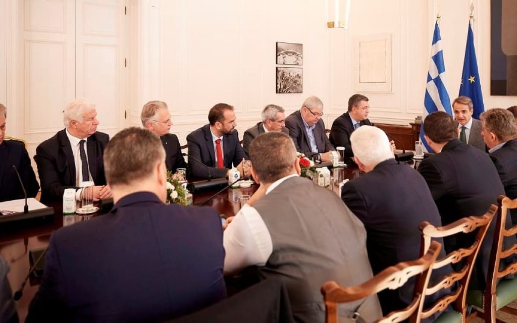 mitsotakis perifereiarxes