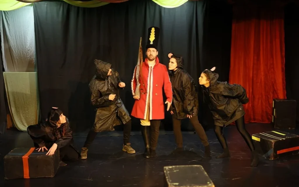 molivenios stratiotis