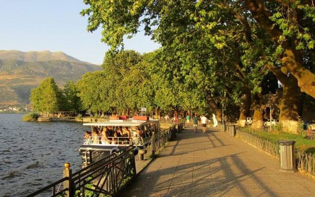 molos kalokairi 2019