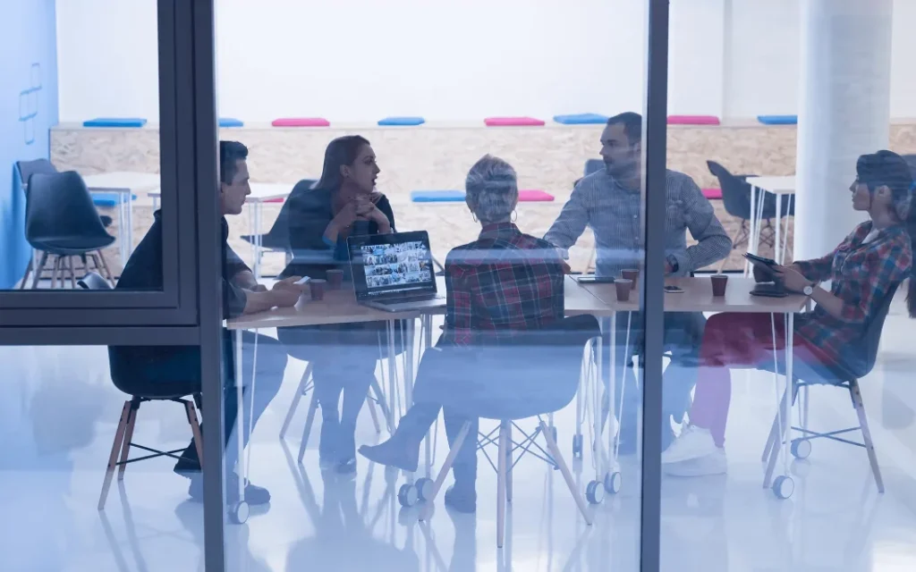 neofieis epixeiriseis