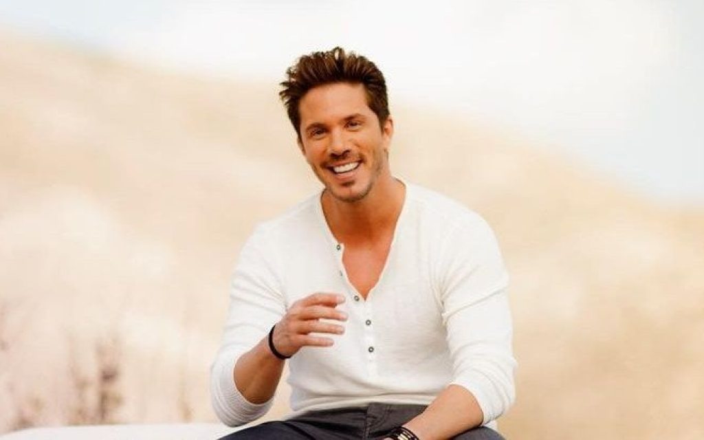 nikos oikonomopoulos 4