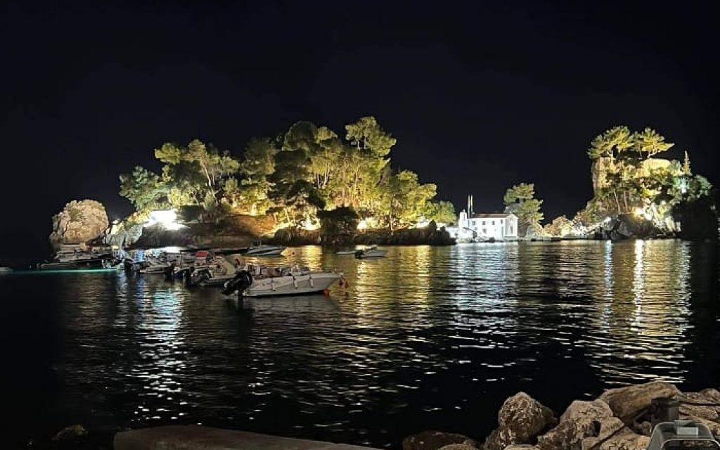 nisaki panagias fotismos